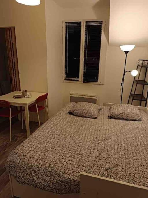 Appartement Studio Au Centre De Quimper 2Eme Et Extérieur photo